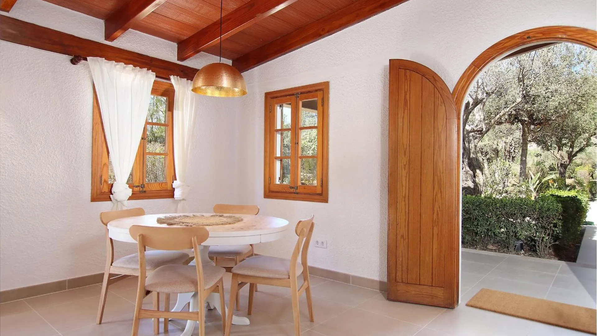 Villa Vives - Alegre Feriehus