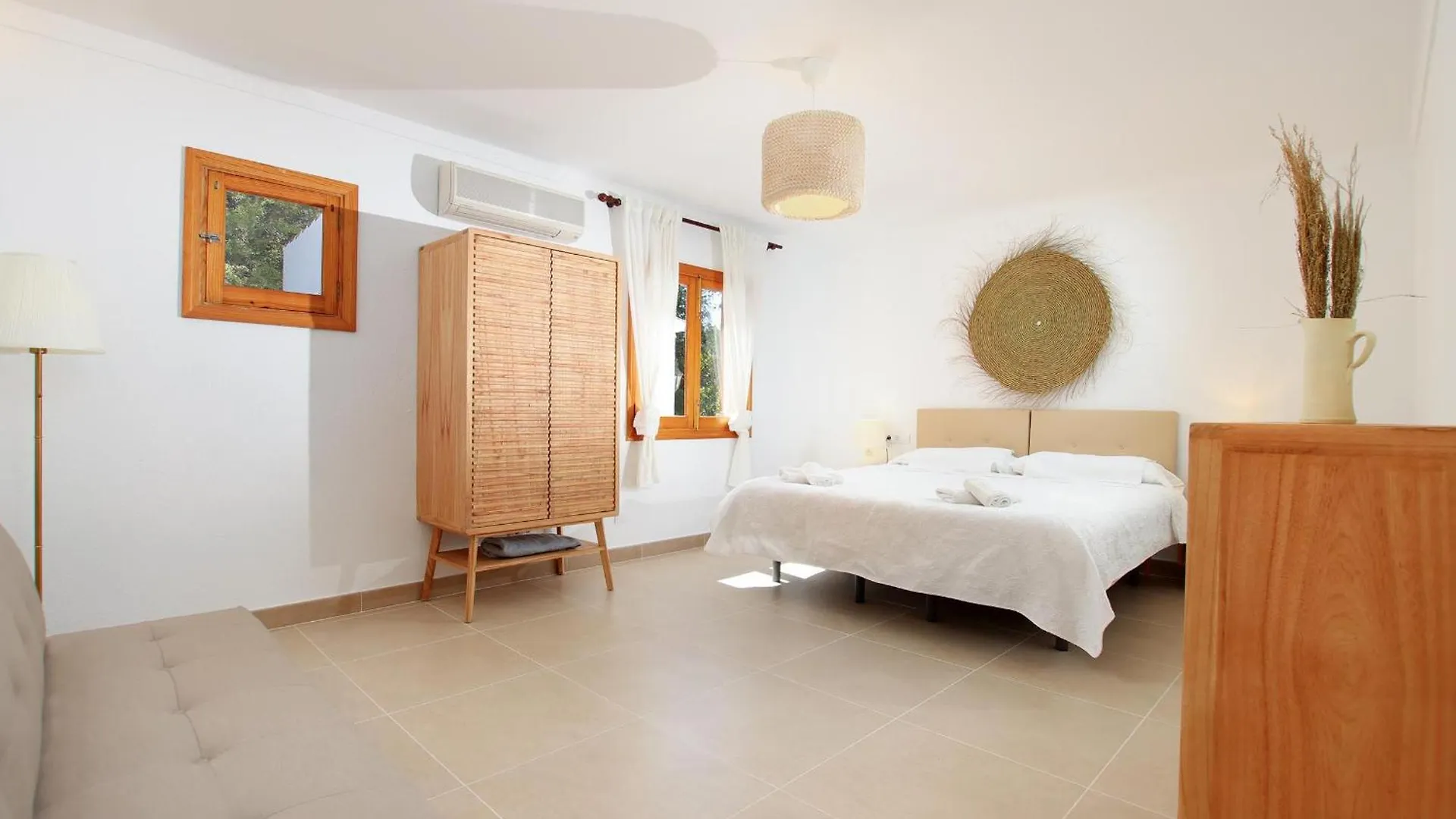 Villa Vives - Alegre
